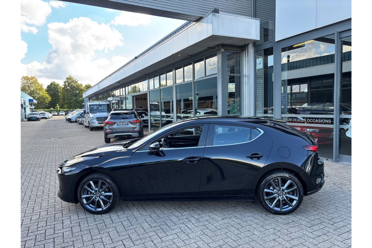 Mazda 3 2.5 E-SA-G TAKUMI AUTOMAAT NAVI HEADUP PDC-CAMERA.