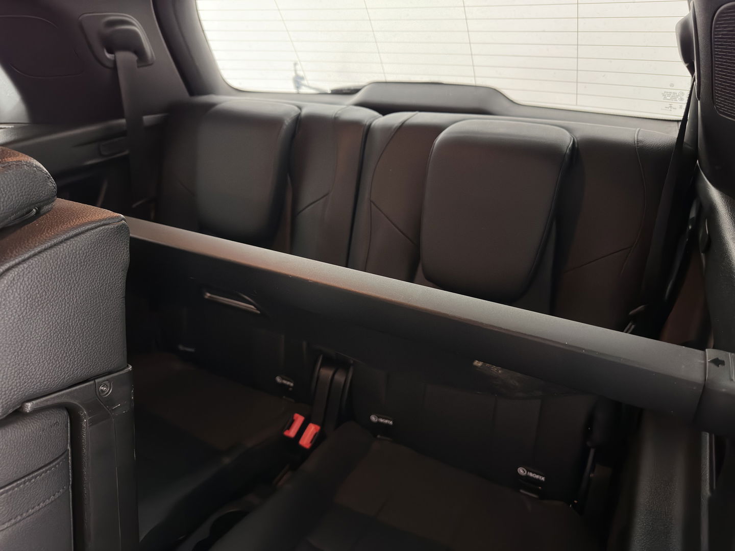 Mercedes-Benz GLB 180 d Business Solution Luxury [ 7-Pers. ] Aut. *LUXURY-LEATHER | FULL-LED | AMBIENT-LIGHT | WIDESCREEN-COCKPIT | HEATED-COMFORTSEATS | CAMERA | DAB+ | NAVI-FULLMAP | ECC | PDC | CRUISE | 18''ALU*