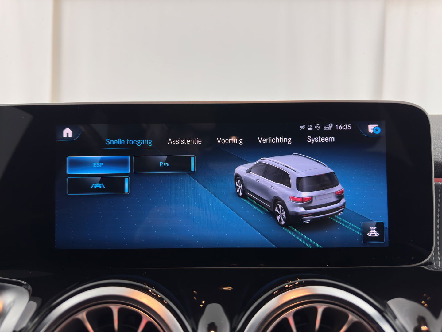 Mercedes-Benz GLB 180 d Business Solution Luxury [ 7-Pers. ] Aut. *LUXURY-LEATHER | FULL-LED | AMBIENT-LIGHT | WIDESCREEN-COCKPIT | HEATED-COMFORTSEATS | CAMERA | DAB+ | NAVI-FULLMAP | ECC | PDC | CRUISE | 18''ALU*