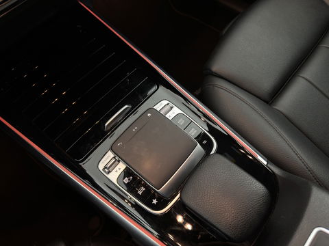 Mercedes-Benz GLB 180 d Business Solution Luxury [ 7-Pers. ] Aut. *LUXURY-LEATHER | FULL-LED | AMBIENT-LIGHT | WIDESCREEN-COCKPIT | HEATED-COMFORTSEATS | CAMERA | DAB+ | NAVI-FULLMAP | ECC | PDC | CRUISE | 18''ALU*