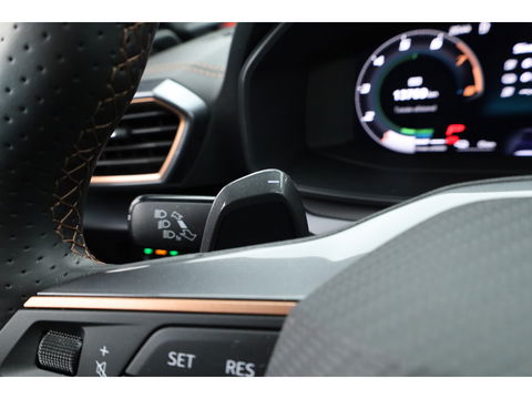 CUPRA Leon Sportstourer 1.5 TSI e-Hybrid VZ 272pk | MAT Grijs | Pano | Sennheiser | Adapt. Cruise | Matrix LED | Camera | Keyless |