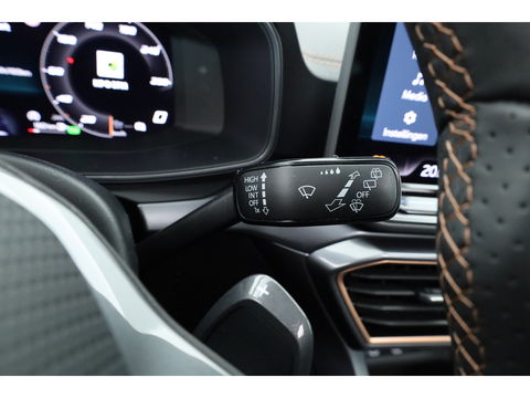 CUPRA Leon Sportstourer 1.5 TSI e-Hybrid VZ 272pk | MAT Grijs | Pano | Sennheiser | Adapt. Cruise | Matrix LED | Camera | Keyless |