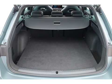 CUPRA Leon Sportstourer 1.5 TSI e-Hybrid VZ 272pk | MAT Grijs | Pano | Sennheiser | Adapt. Cruise | Matrix LED | Camera | Keyless |