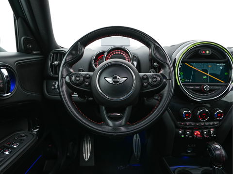 MINI Countryman 2.0 Cooper SD Chili Aut. *PANO | HEAD-UP | ADAPTIVE-CRUISE | FULL-LED | 1/2LEATHER | HARMAN/KARDON | KEYLESS | CAMERA | DAB+ | AMBIENT-LIGHT | NAVI-FULLMAP | TOWBAR | 18''ALU*
