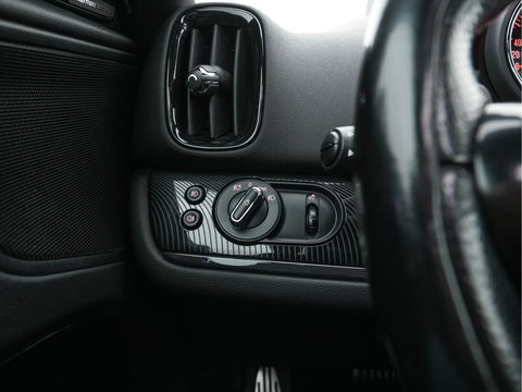 MINI Countryman 2.0 Cooper SD Chili Aut. *PANO | HEAD-UP | ADAPTIVE-CRUISE | FULL-LED | 1/2LEATHER | HARMAN/KARDON | KEYLESS | CAMERA | DAB+ | AMBIENT-LIGHT | NAVI-FULLMAP | TOWBAR | 18''ALU*