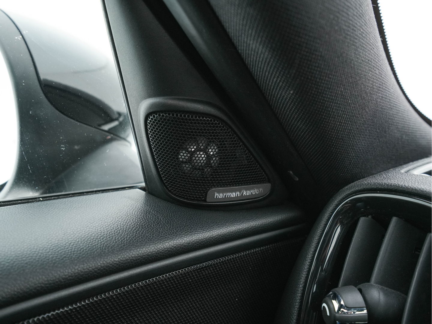 MINI Countryman 2.0 Cooper SD Chili Aut. *PANO | HEAD-UP | ADAPTIVE-CRUISE | FULL-LED | 1/2LEATHER | HARMAN/KARDON | KEYLESS | CAMERA | DAB+ | AMBIENT-LIGHT | NAVI-FULLMAP | TOWBAR | 18''ALU*