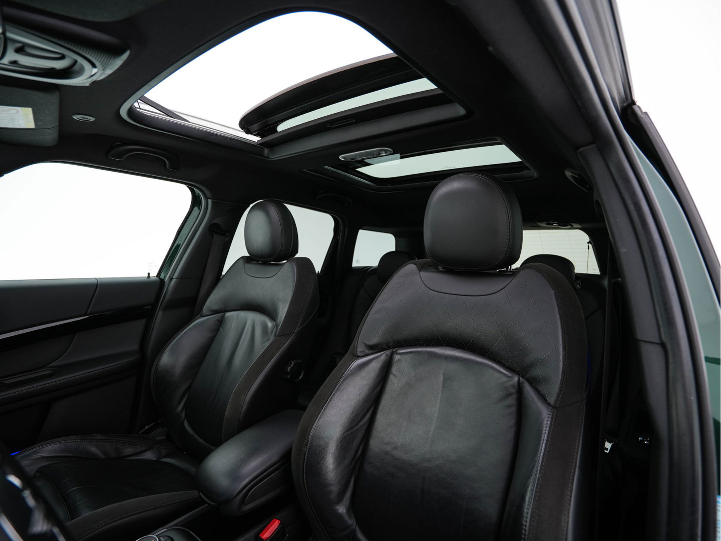 MINI Countryman 2.0 Cooper SD Chili Aut. *PANO | HEAD-UP | ADAPTIVE-CRUISE | FULL-LED | 1/2LEATHER | HARMAN/KARDON | KEYLESS | CAMERA | DAB+ | AMBIENT-LIGHT | NAVI-FULLMAP | TOWBAR | 18''ALU*