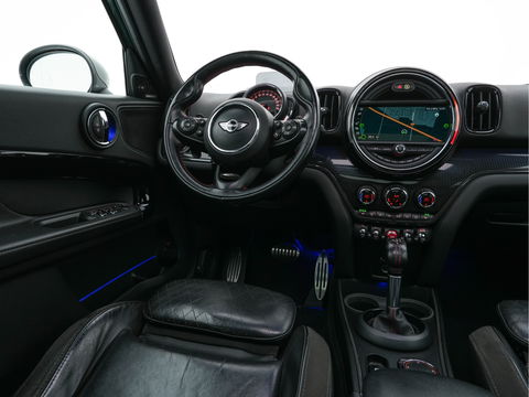 MINI Countryman 2.0 Cooper SD Chili Aut. *PANO | HEAD-UP | ADAPTIVE-CRUISE | FULL-LED | 1/2LEATHER | HARMAN/KARDON | KEYLESS | CAMERA | DAB+ | AMBIENT-LIGHT | NAVI-FULLMAP | TOWBAR | 18''ALU*