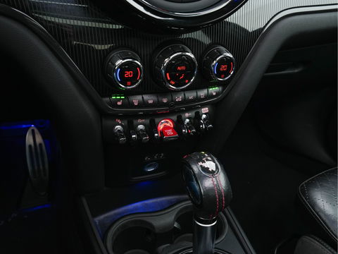 MINI Countryman 2.0 Cooper SD Chili Aut. *PANO | HEAD-UP | ADAPTIVE-CRUISE | FULL-LED | 1/2LEATHER | HARMAN/KARDON | KEYLESS | CAMERA | DAB+ | AMBIENT-LIGHT | NAVI-FULLMAP | TOWBAR | 18''ALU*