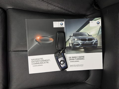 BMW 3-serie Gran Turismo 320i High Executive M-Sportpack Aut. *PANO | XENON | LUXURY-LEATHER | HEATED-SPORTSEATS | SHIFT-PADDLES | PRIVACY-GLASS | NAVI-FULLMAP | ECC | PDC | CRUISE | 19''ALU*