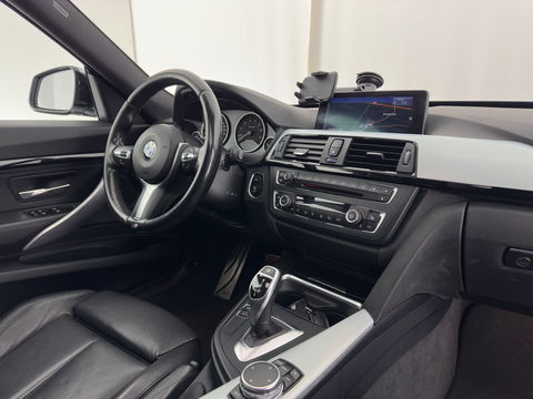 BMW 3-serie Gran Turismo 320i High Executive M-Sportpack Aut. *PANO | XENON | LUXURY-LEATHER | HEATED-SPORTSEATS | SHIFT-PADDLES | PRIVACY-GLASS | NAVI-FULLMAP | ECC | PDC | CRUISE | 19''ALU*