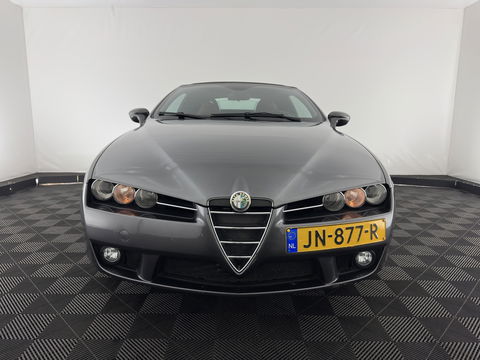 Alfa Romeo Spider 2.4 JTD Q-Tronic Exclusive Aut. *LUXURY-LEATHER | SPORT-SEATS | CAMERA | ECC | PDC | CRUISE | 17''ALU*