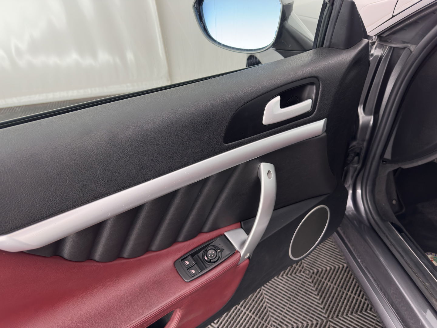 Alfa Romeo Spider 2.4 JTD Q-Tronic Exclusive Aut. *LUXURY-LEATHER | SPORT-SEATS | CAMERA | ECC | PDC | CRUISE | 17''ALU*