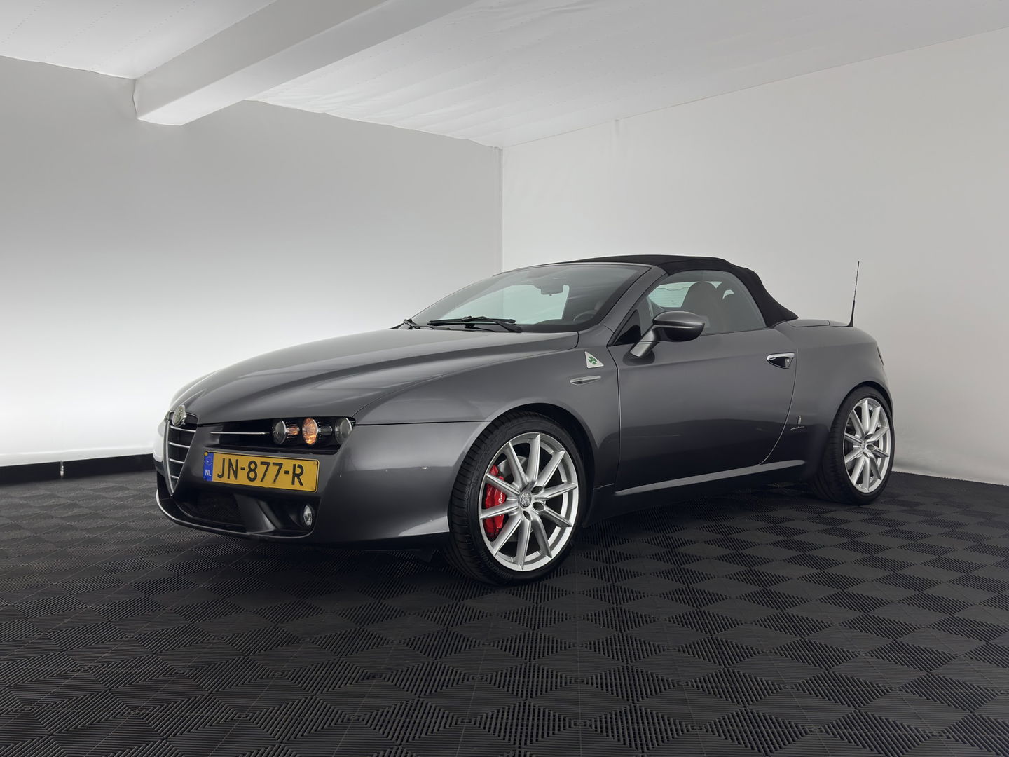 Alfa Romeo Spider 2.4 JTD Q-Tronic Exclusive Aut. *LUXURY-LEATHER | SPORT-SEATS | CAMERA | ECC | PDC | CRUISE | 17''ALU*
