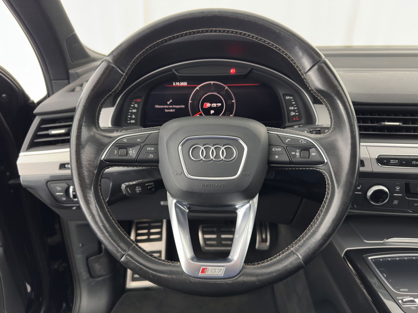 Audi SQ7 4.0 TDI quattro Pro Line + Aut. *PANO | LUXURY-LEATHER | MATRIX-LED | DIGI-COCKPIT | BOSE-SOUND | KEYLESS | CAMERA | MEMORY-PACK | HEATED-COMFORTSEATS | SHIFT-PADDLES | ECC | ADAPTIVE-CRUISE | BLIND-SPOT | 21''ALU*
