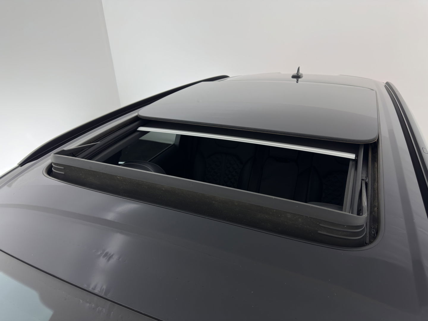 Audi SQ7 4.0 TDI quattro Pro Line + Aut. *PANO | LUXURY-LEATHER | MATRIX-LED | DIGI-COCKPIT | BOSE-SOUND | KEYLESS | CAMERA | MEMORY-PACK | HEATED-COMFORTSEATS | SHIFT-PADDLES | ECC | ADAPTIVE-CRUISE | BLIND-SPOT | 21''ALU*