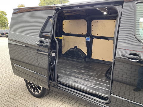 Ford Transit Custom 320 2.0 TDCI 185pk automaat L1H1 Sport / vaste prijs rijklaar € 22.950 ex btw / lease vanaf € 375 / half leer / airco / cruise / navi / camera / stoelverwarming !