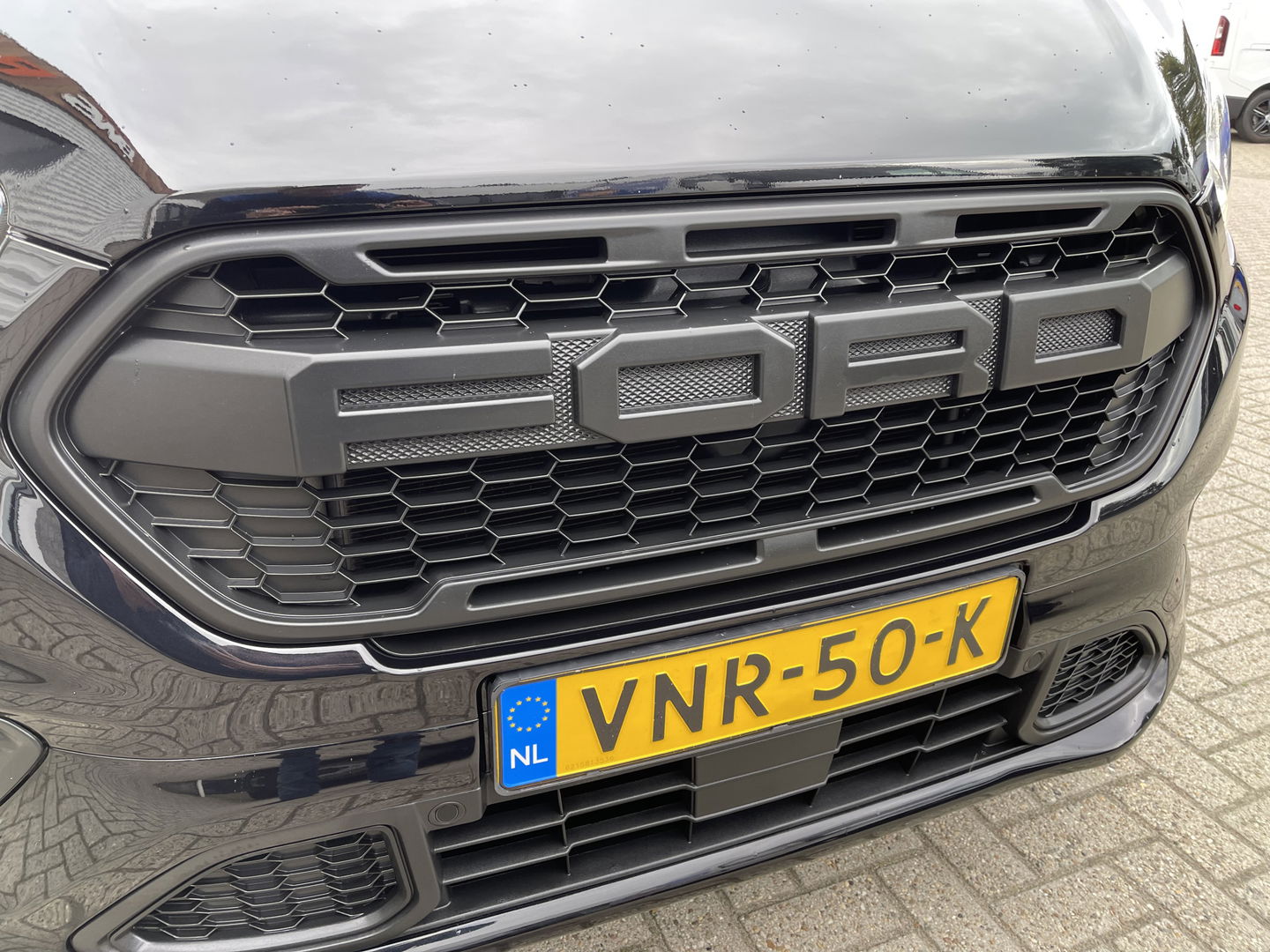 Ford Transit Custom 320 2.0 TDCI 185pk automaat L1H1 Sport / vaste prijs rijklaar € 22.950 ex btw / lease vanaf € 375 / half leer / airco / cruise / navi / camera / stoelverwarming !