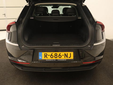 Kia Ev6 Plus 58 kWh | Stoelventilatie | Leder | Warmtepomp | Adaptive cruise | Carplay | Camera | Stoel & stuurverwarming | 19'' | Sfeerverlichting | Navigatie | Keyless