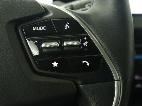 Kia Ev6 Plus 58 kWh | Stoelventilatie | Leder | Warmtepomp | Adaptive cruise | Carplay | Camera | Stoel & stuurverwarming | 19'' | Sfeerverlichting | Navigatie | Keyless