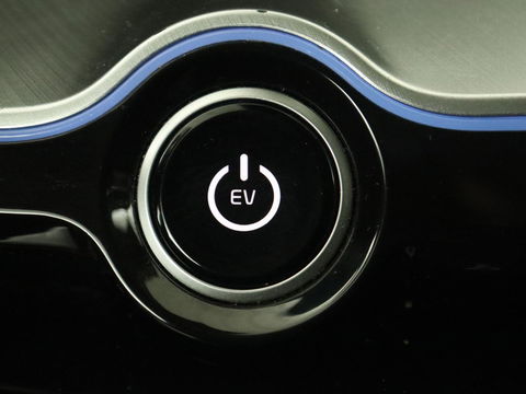 Kia Ev6 Plus 58 kWh | Stoelventilatie | Leder | Warmtepomp | Adaptive cruise | Carplay | Camera | Stoel & stuurverwarming | 19'' | Sfeerverlichting | Navigatie | Keyless