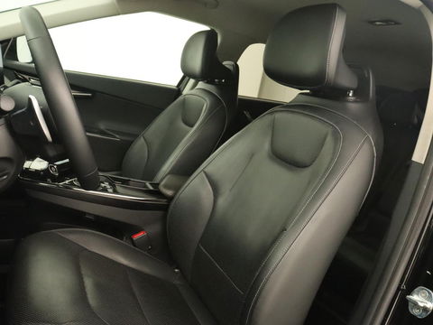 Kia Ev6 Plus 58 kWh | Stoelventilatie | Leder | Warmtepomp | Adaptive cruise | Carplay | Camera | Stoel & stuurverwarming | 19'' | Sfeerverlichting | Navigatie | Keyless