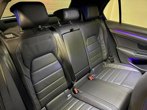 Volkswagen Golf 2.0 TSI R 4Motion PANO KEYLESS HUD