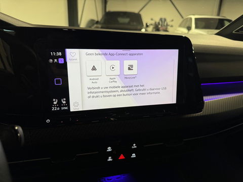 Volkswagen Golf 2.0 TSI R 4Motion PANO KEYLESS HUD