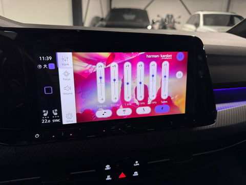 Volkswagen Golf 2.0 TSI R 4Motion PANO KEYLESS HUD