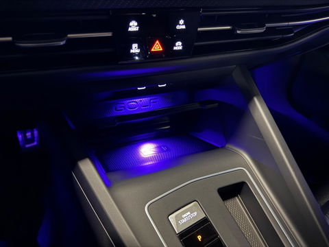 Volkswagen Golf 2.0 TSI R 4Motion PANO KEYLESS HUD