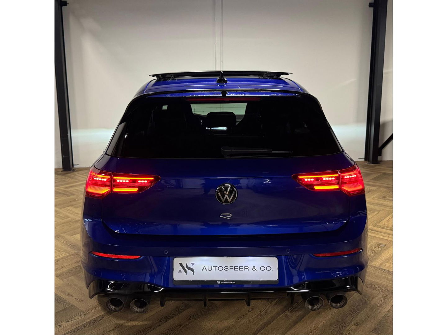Volkswagen Golf 2.0 TSI R 4Motion PANO KEYLESS HUD