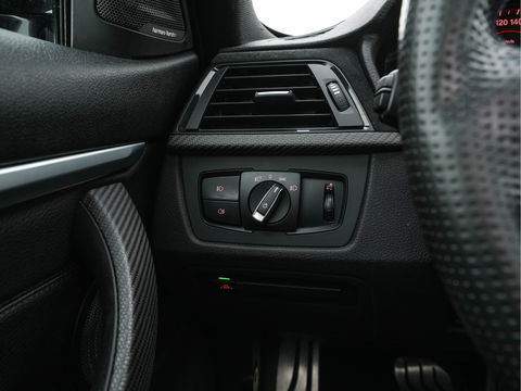 BMW 4 Serie Coupé 435d xDrive Aut. *PANO | HEAD-UP | ADAPTIVE-CRUISE | LUXURY-LEATHER | FULL-LED | HARMAN/KARDON | MEMORY-PACK | HEATED-SPORTSEATS | KEYLESS | NAVI-FULLMAP | CAMERA | DAB+ | ECC | PDC | 18''ALU | TOWBAR*