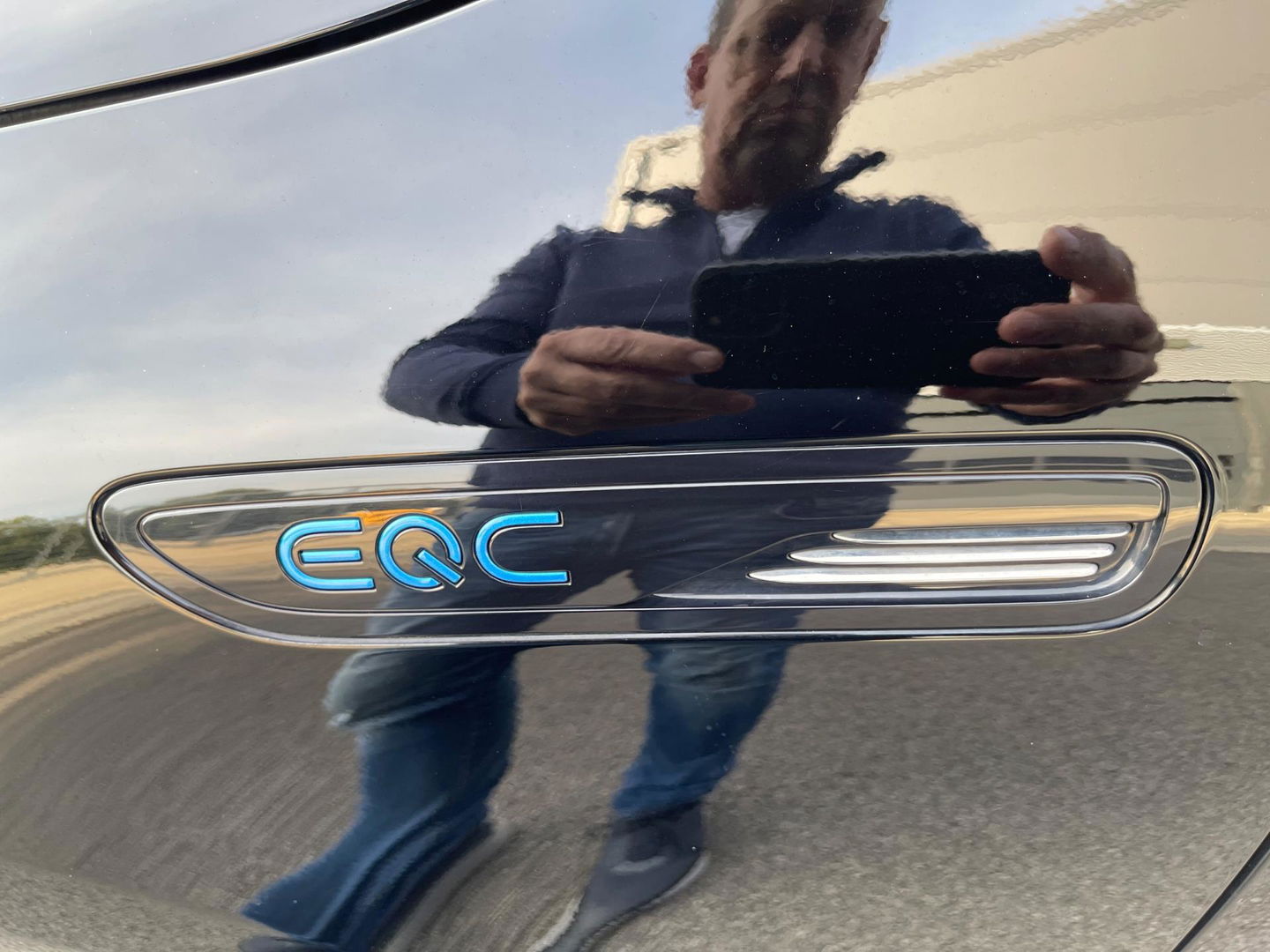 Mercedes-Benz EQC 400 4MATIC 80KW AMG-LINE PANORAMA-SCHUIFDAK 360" CAMERA