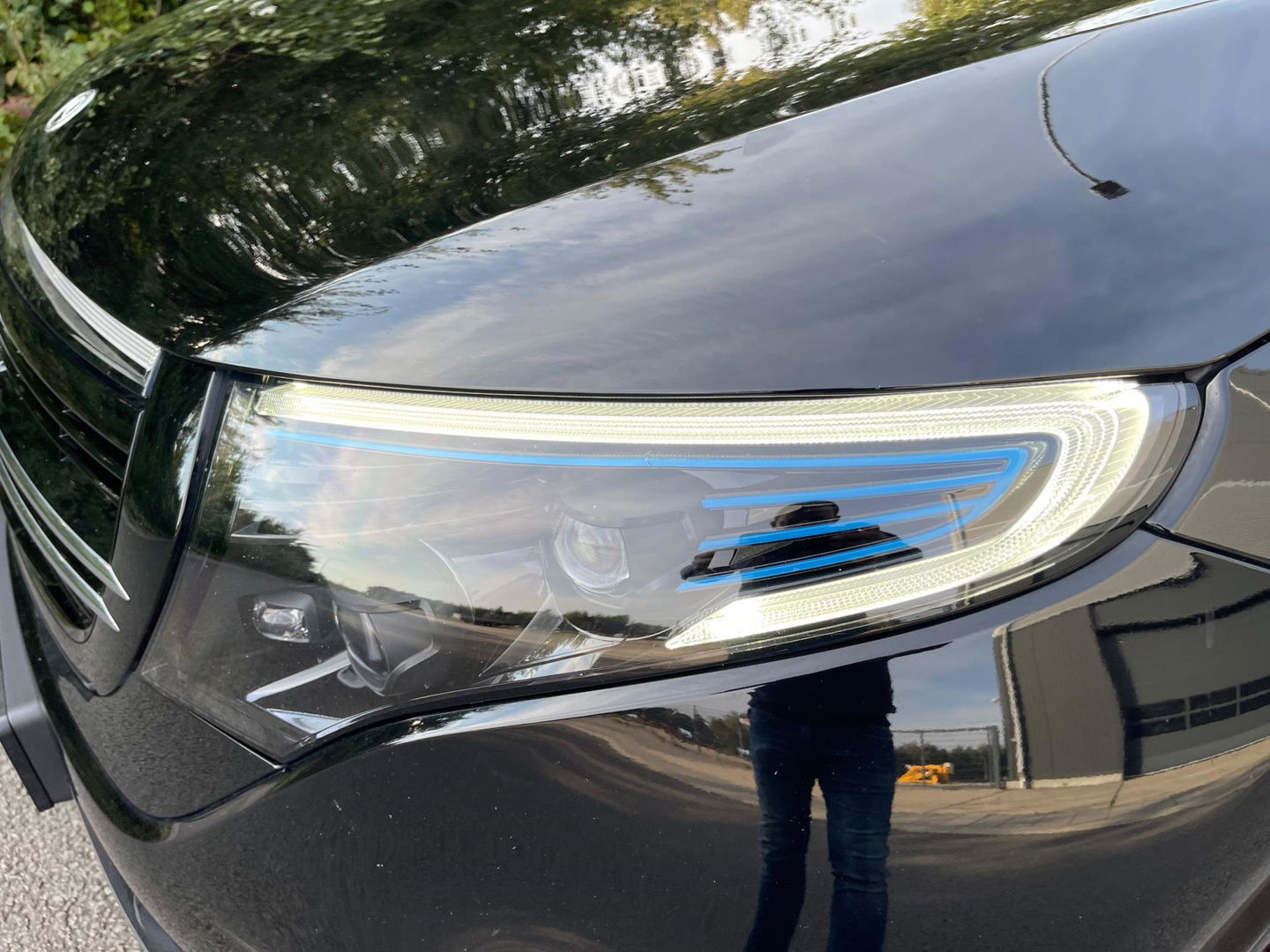 Mercedes-Benz EQC 400 4MATIC 80KW AMG-LINE PANORAMA-SCHUIFDAK 360" CAMERA