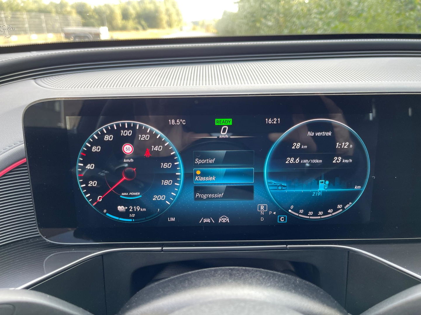 Mercedes-Benz EQC 400 4MATIC 80KW AMG-LINE PANORAMA-SCHUIFDAK 360" CAMERA