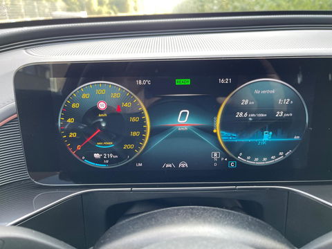 Mercedes-Benz EQC 400 4MATIC 80KW AMG-LINE PANORAMA-SCHUIFDAK 360" CAMERA