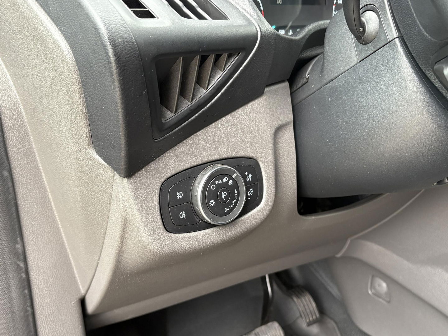 Ford Transit Connect 1.5 L2 Sport | BOMVOL | STOELVERWARMING | RUITVERWARMING