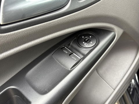 Ford Transit Connect 1.5 L2 Sport | BOMVOL | STOELVERWARMING | RUITVERWARMING