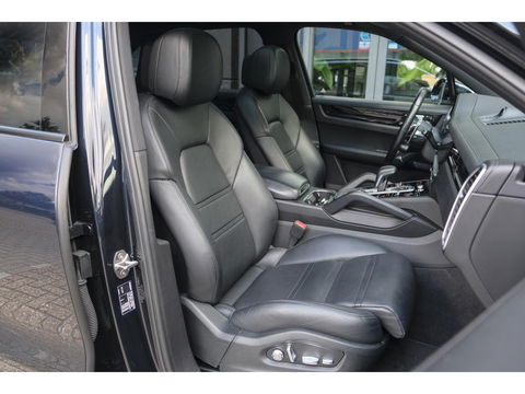 Porsche Cayenne S 2.9 V6 441pk Panoramadak Luchvering Matrix led Comfortstoelen Memory Camera 21" LMV