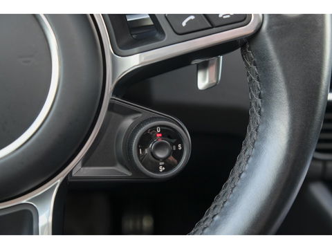 Porsche Cayenne S 2.9 V6 441pk Panoramadak Luchvering Matrix led Comfortstoelen Memory Camera 21" LMV