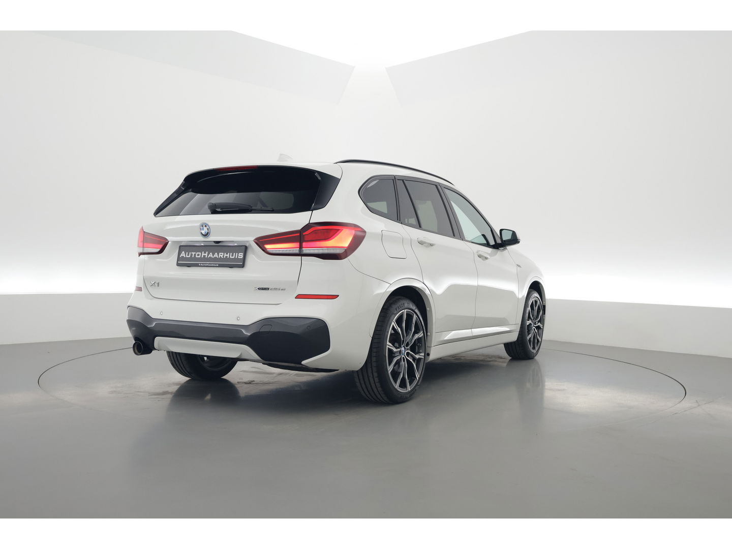 BMW X1 xDrive25e M Sport | Navi | Cruise | Stoelverw. | Camera | PDC V+A