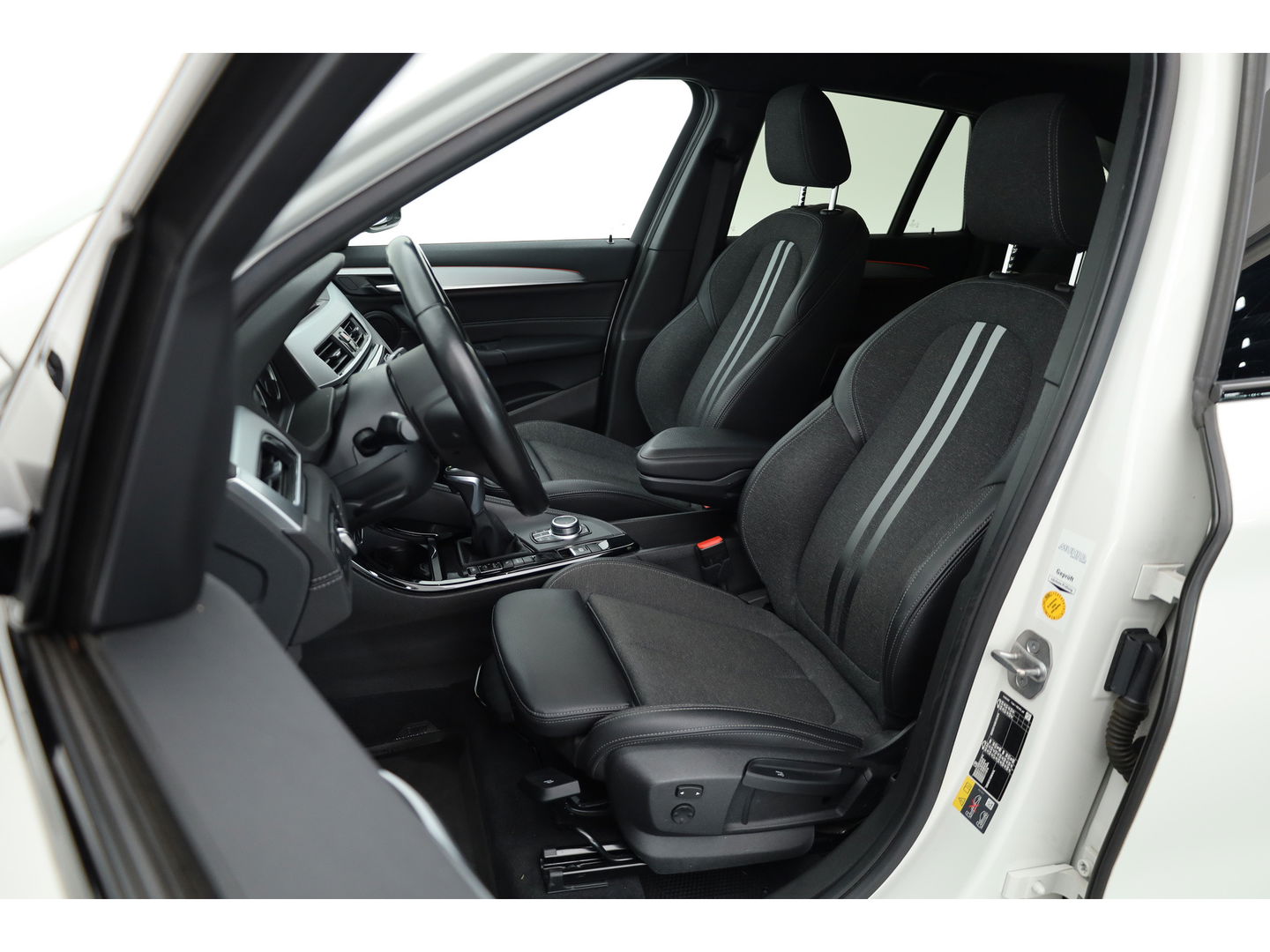 BMW X1 xDrive25e M Sport | Navi | Cruise | Stoelverw. | Camera | PDC V+A