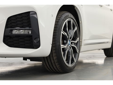 BMW X1 xDrive25e M Sport | Navi | Cruise | Stoelverw. | Camera | PDC V+A