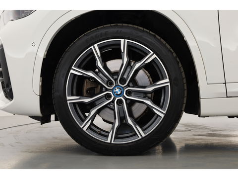 BMW X1 xDrive25e M Sport | Navi | Cruise | Stoelverw. | Camera | PDC V+A