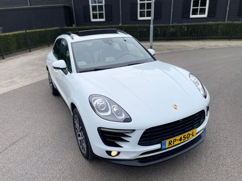 Porsche Macan 2.0 252PK Facelift /Panoramadak/Luchtvering/Led-Xenon/Camera/Electr-Trekhaak 1-Eigenaar Dealer-onderhouden
