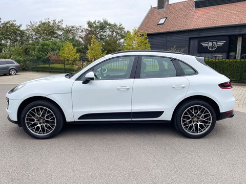 Porsche Macan 2.0 252PK Facelift /Panoramadak/Luchtvering/Led-Xenon/Camera/Electr-Trekhaak 1-Eigenaar Dealer-onderhouden