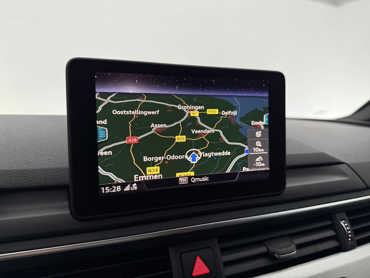 Audi A4 35 TFSI 150PK S-line | Virtual | LED | Carplay | Cruise | Navi | Keyless | Parkeersens.