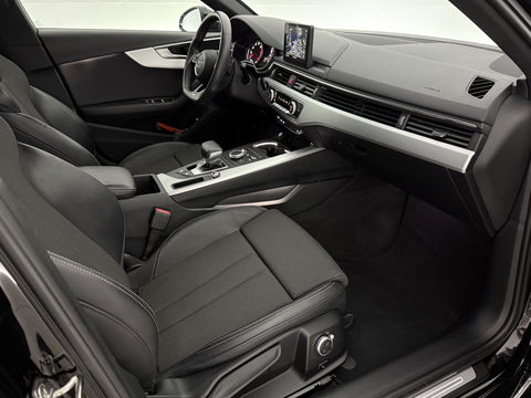 Audi A4 35 TFSI 150PK S-line | Virtual | LED | Carplay | Cruise | Navi | Keyless | Parkeersens.