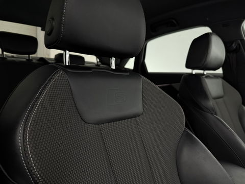 Audi A4 35 TFSI 150PK S-line | Virtual | LED | Carplay | Cruise | Navi | Keyless | Parkeersens.