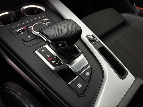Audi A4 35 TFSI 150PK S-line | Virtual | LED | Carplay | Cruise | Navi | Keyless | Parkeersens.